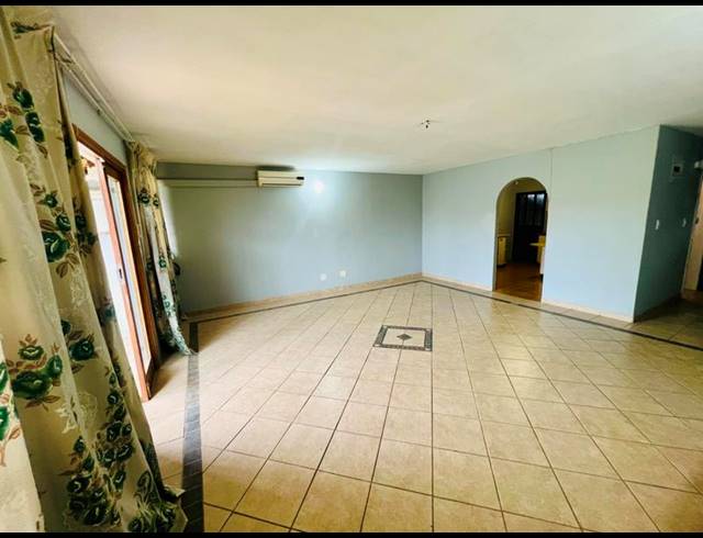 3 BEDROOM HOUSE FOR SALE IN NEWLANDS WEST